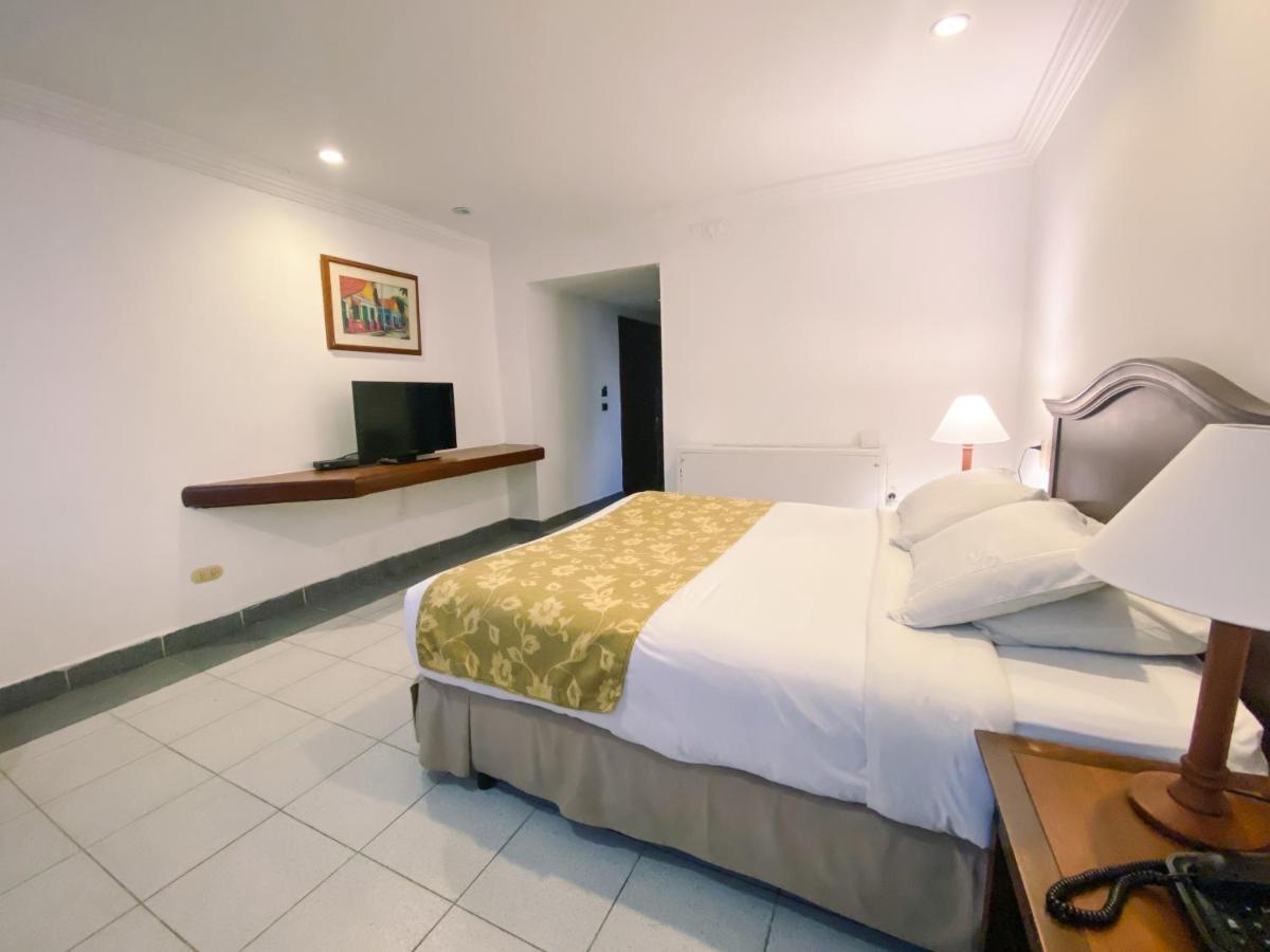 Hotel Faranda Express Puerta Del Sol Barranquilla, A Member Of Radisson Individuals Barranquilla  Dış mekan fotoğraf