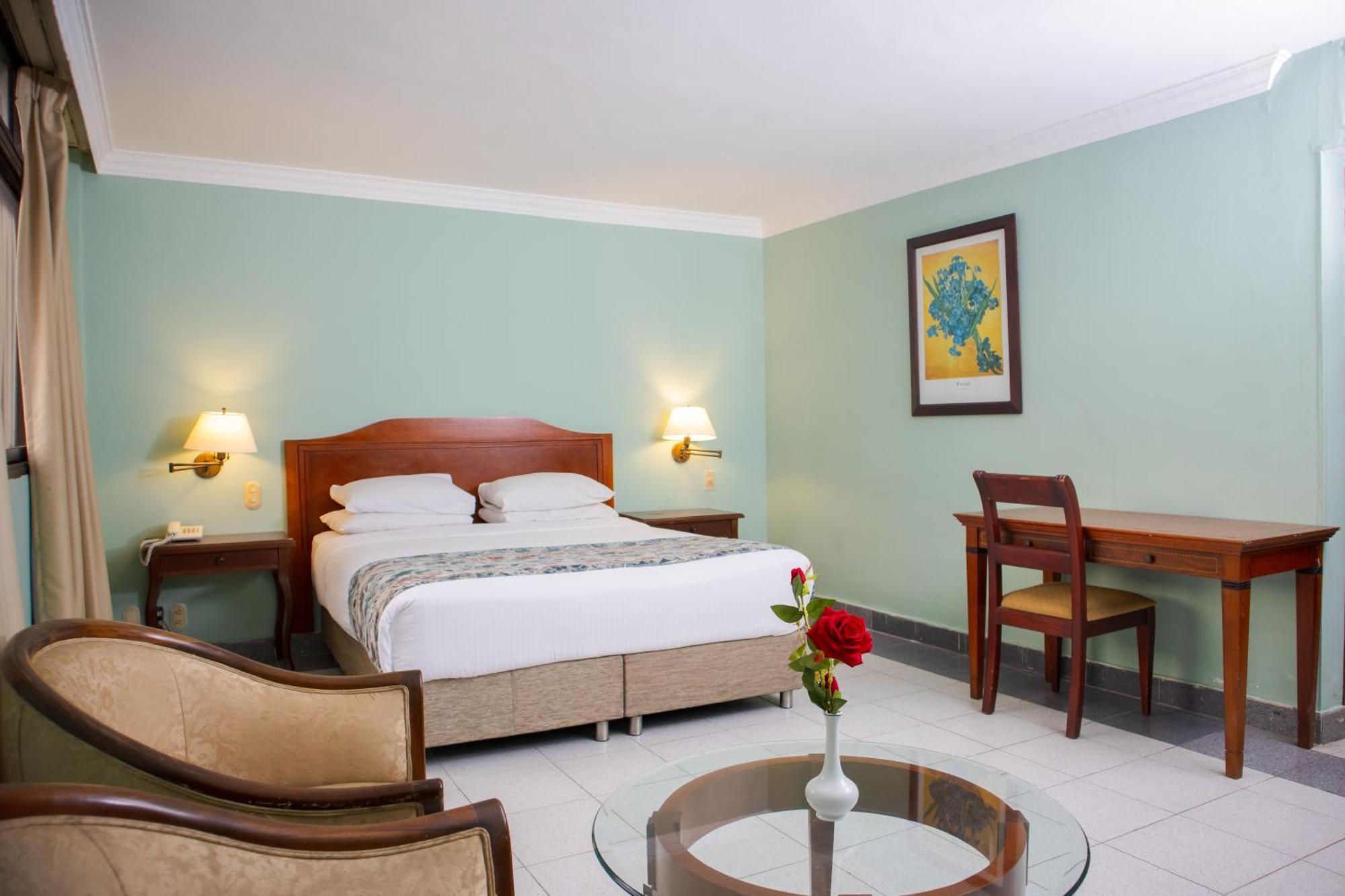 Hotel Faranda Express Puerta Del Sol Barranquilla, A Member Of Radisson Individuals Barranquilla  Dış mekan fotoğraf