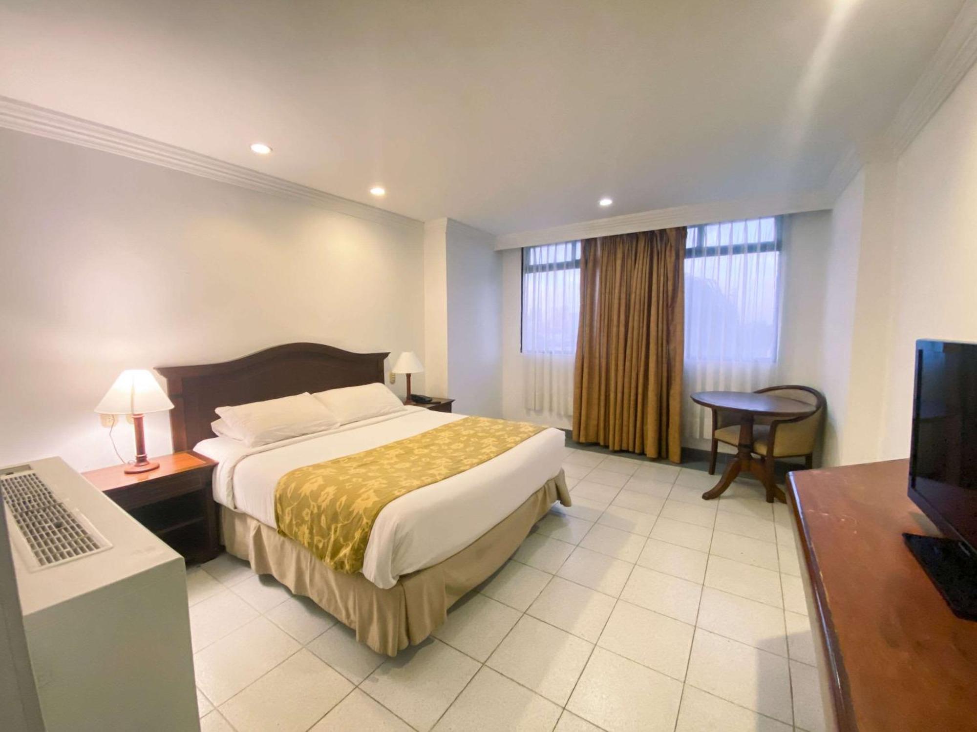 Hotel Faranda Express Puerta Del Sol Barranquilla, A Member Of Radisson Individuals Barranquilla  Dış mekan fotoğraf